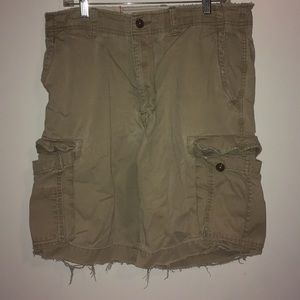 Men’s American Eagle Khaki shorts